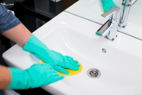 Detailed deep cleaning visit in Chelsea with attention to access and layout
